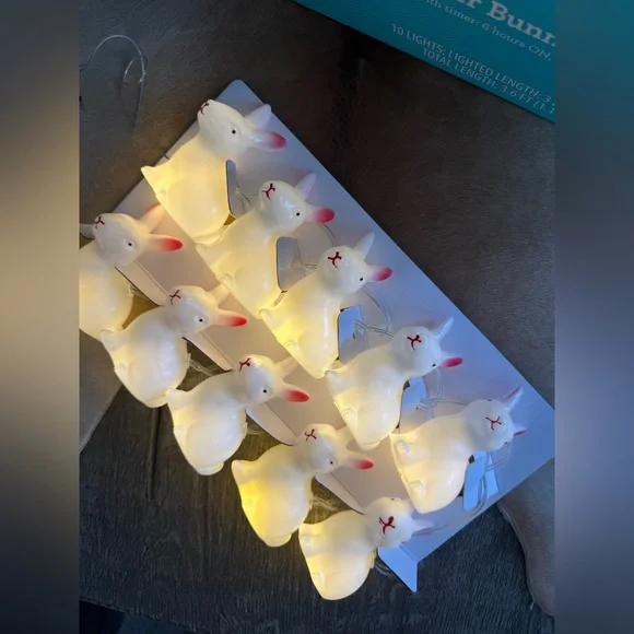 Brand NWT White Easter Bunny String Lights with Timer - Picture 3 of 16